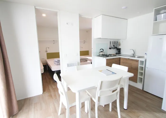 Happy Superior By Interhome * 마리나디비보나